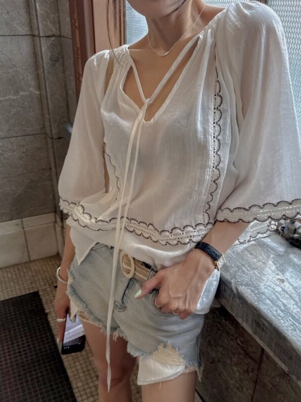Korean Style Patchwork Lace-Up - Ethnic Fusion Fashion review and price